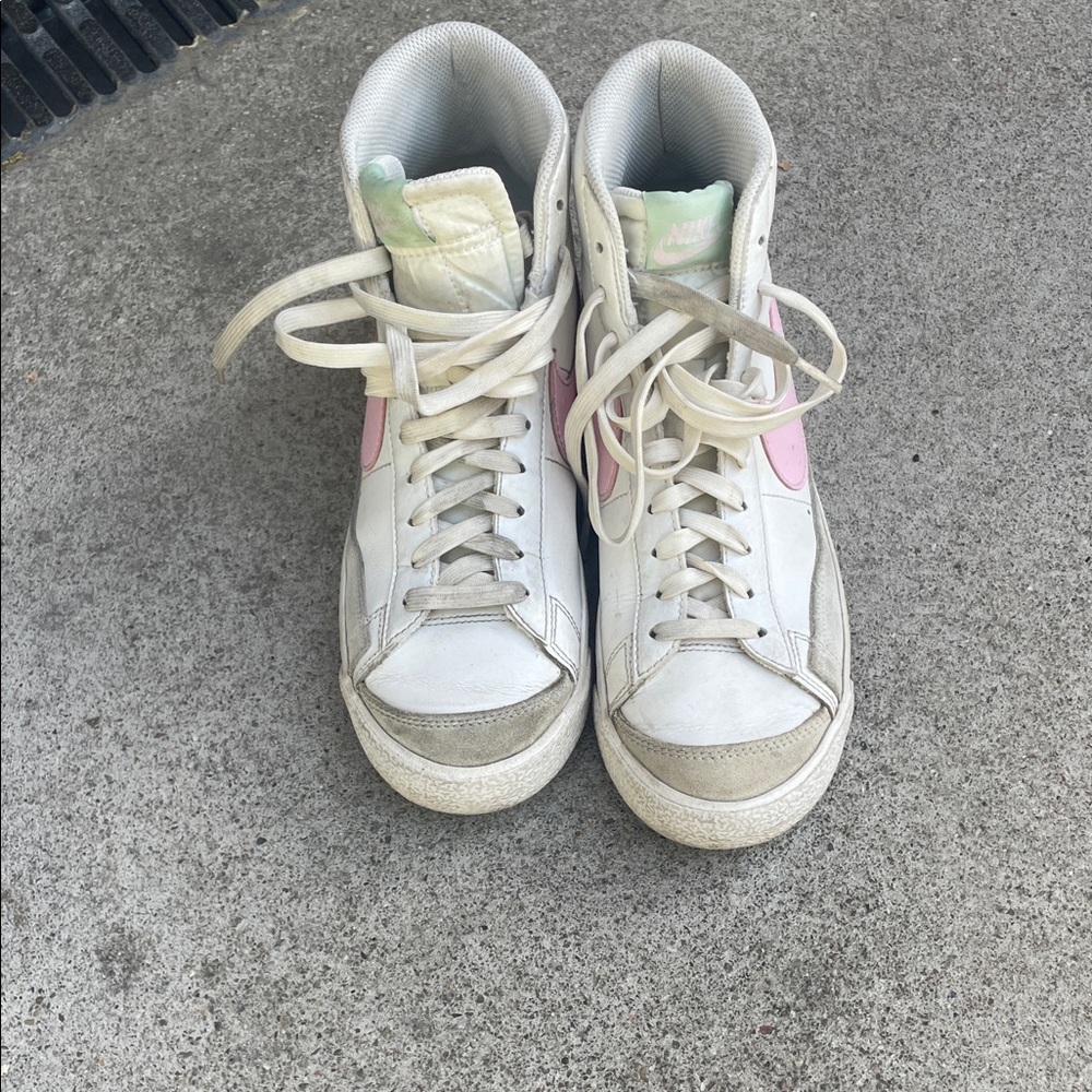 Nike White High-Top Sneakers with Pink Swoosh and Light Green Tongue